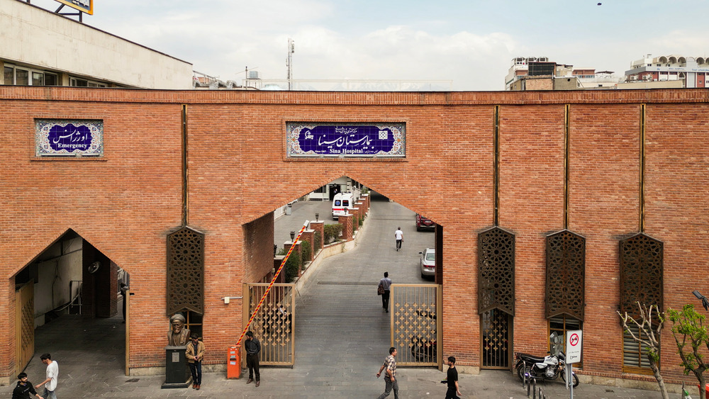 همراه مردم، همگام با میهن: بیمارستان سینا، روایتی از تلاش و ایثار در دل بحران‌ها